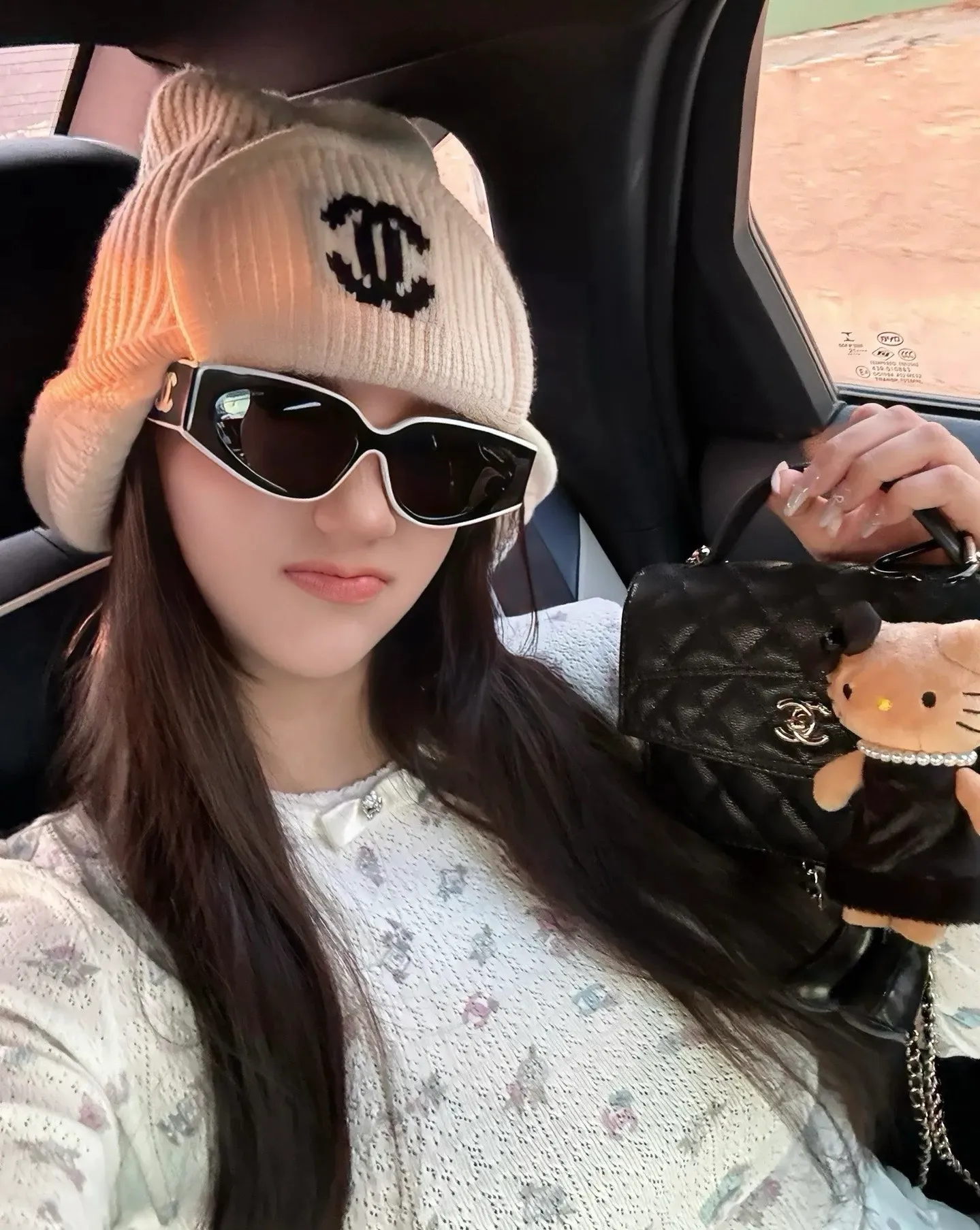 💰100¥ Chanel knitted beanie, ear protection hat