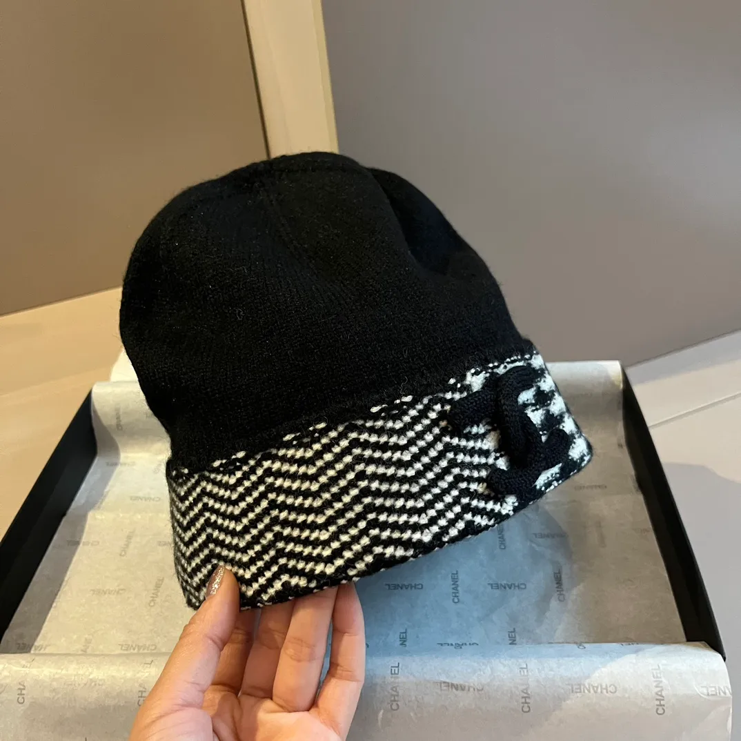 💰90¥ Chanel knitted beanie