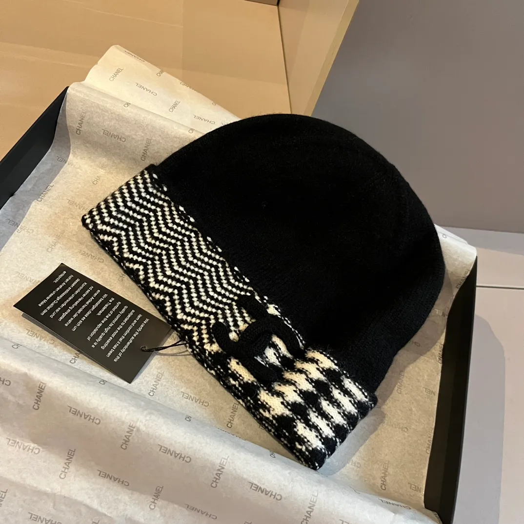 💰90¥ Chanel knitted beanie