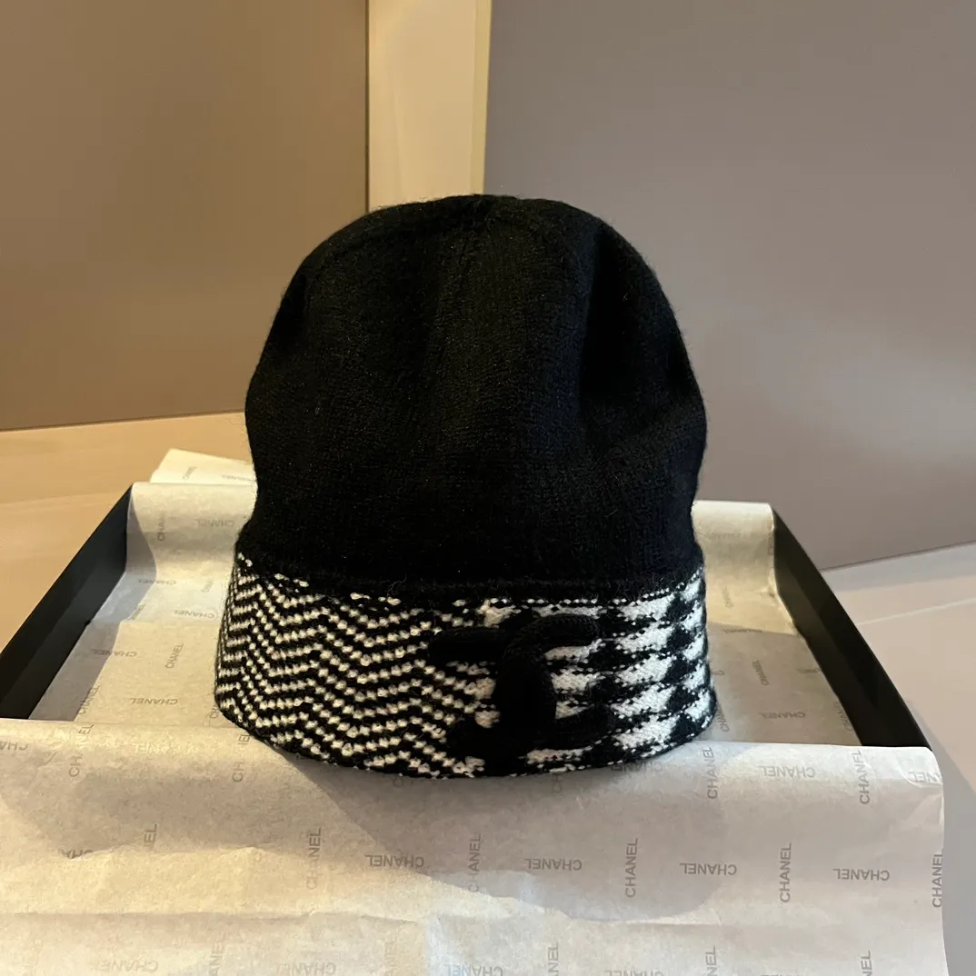 💰90¥ Chanel knitted beanie