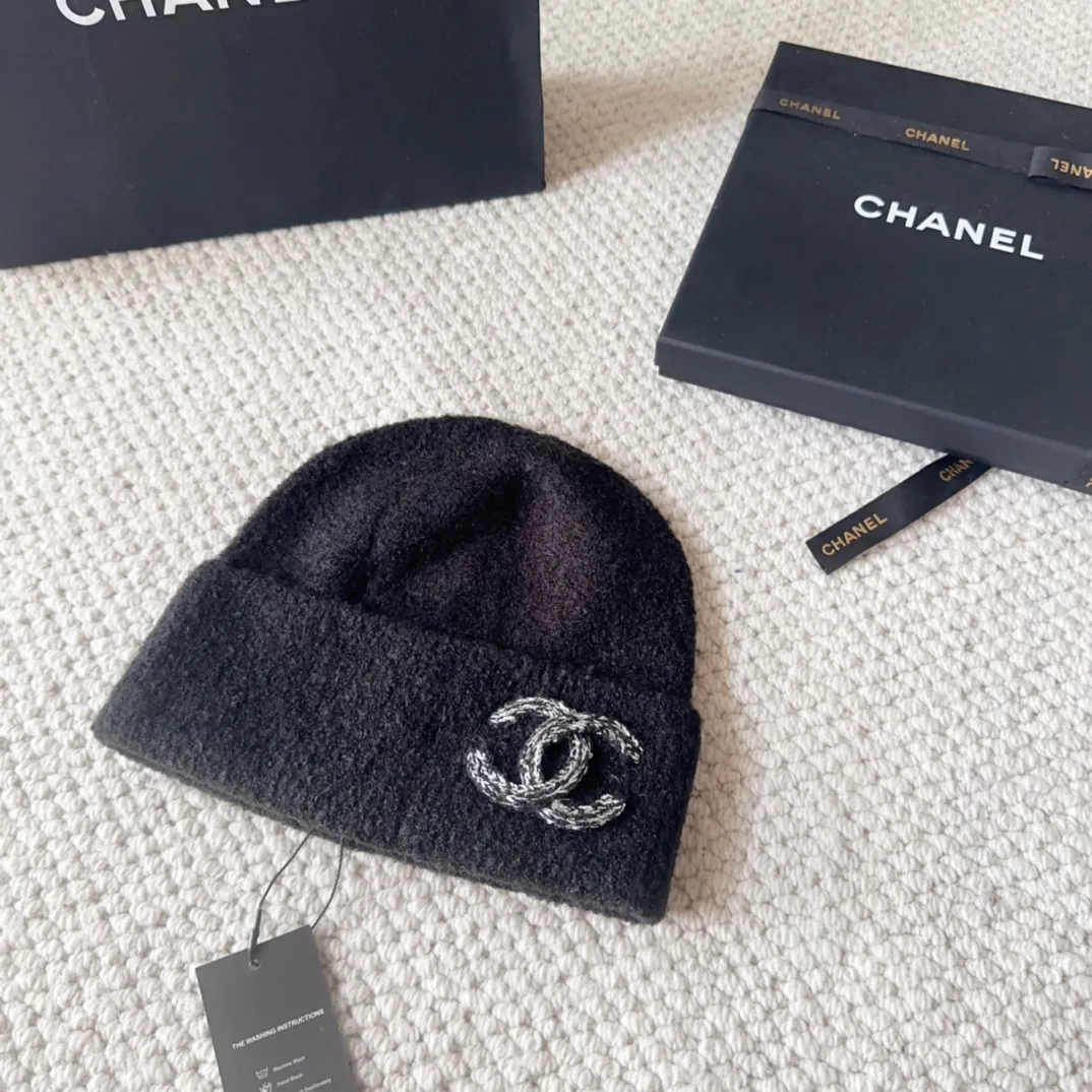 💰70 Chanel official website releases CHANEL small and popular knitted hat! Xiaohongshu’s new product is released, it’s so 🉑️, high-elastic fabric, classic colors, same style for men and women.