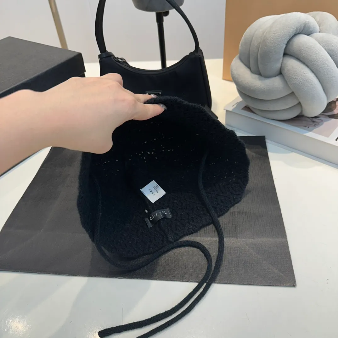 P66 Chanel Chanel 2024 new autumn and winter small fragrance style bucket hat bucket hat ~ simple and elegant, popular online style