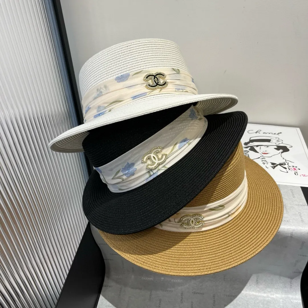 💰160¥ Chanel flat top hat, head circumference 57cm