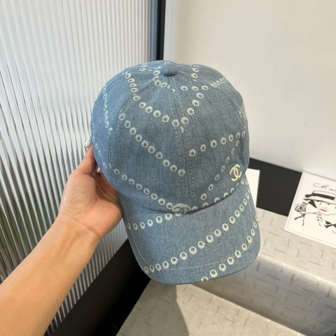 💰70¥ Chanel denim peaked hat, 25 years new counter model, head circumference 57cm