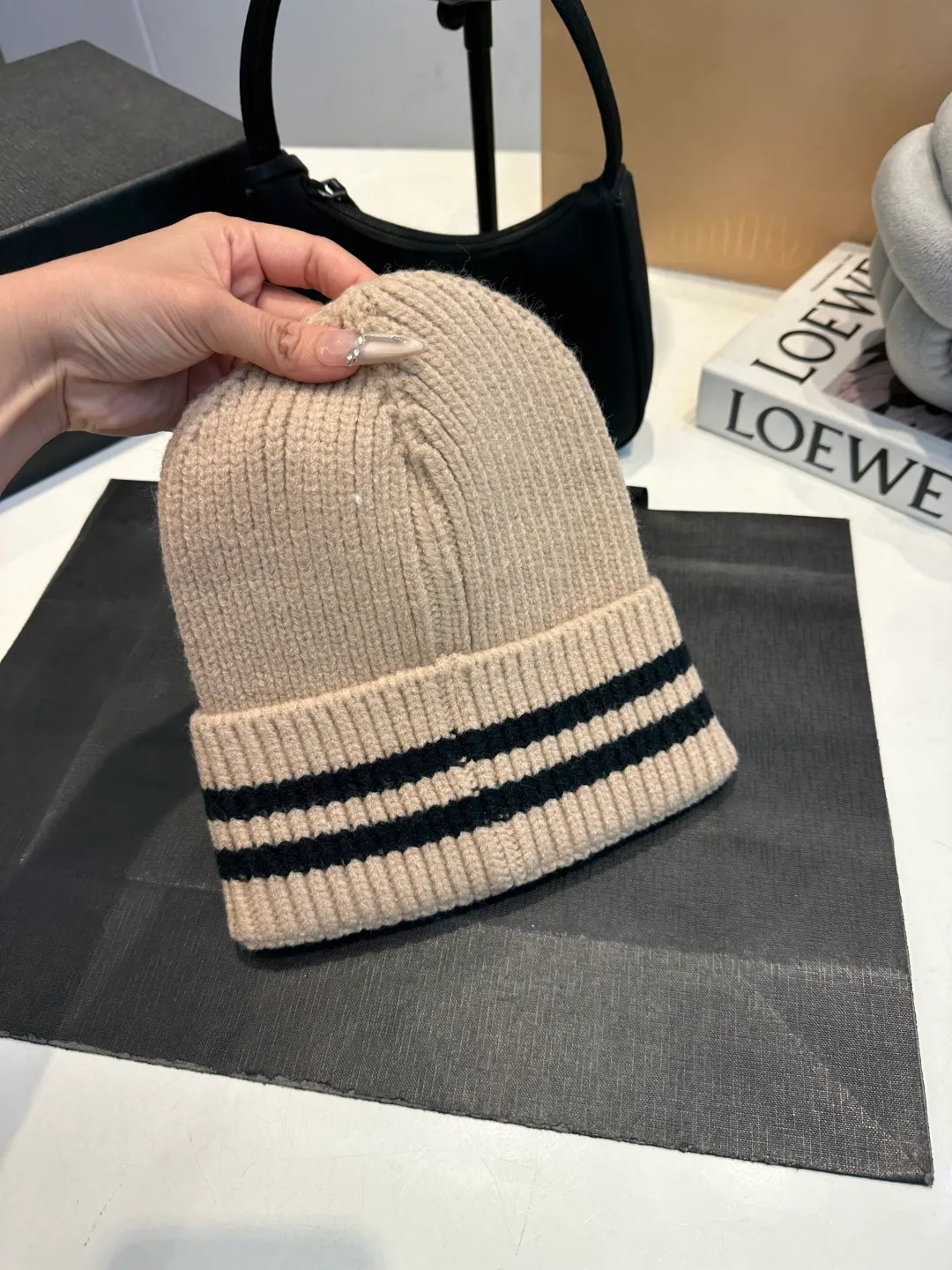 P50 Chanel CHANEL new wool hat, Xiaoxiang is classic and simple, fashionable and casual design, popular new product