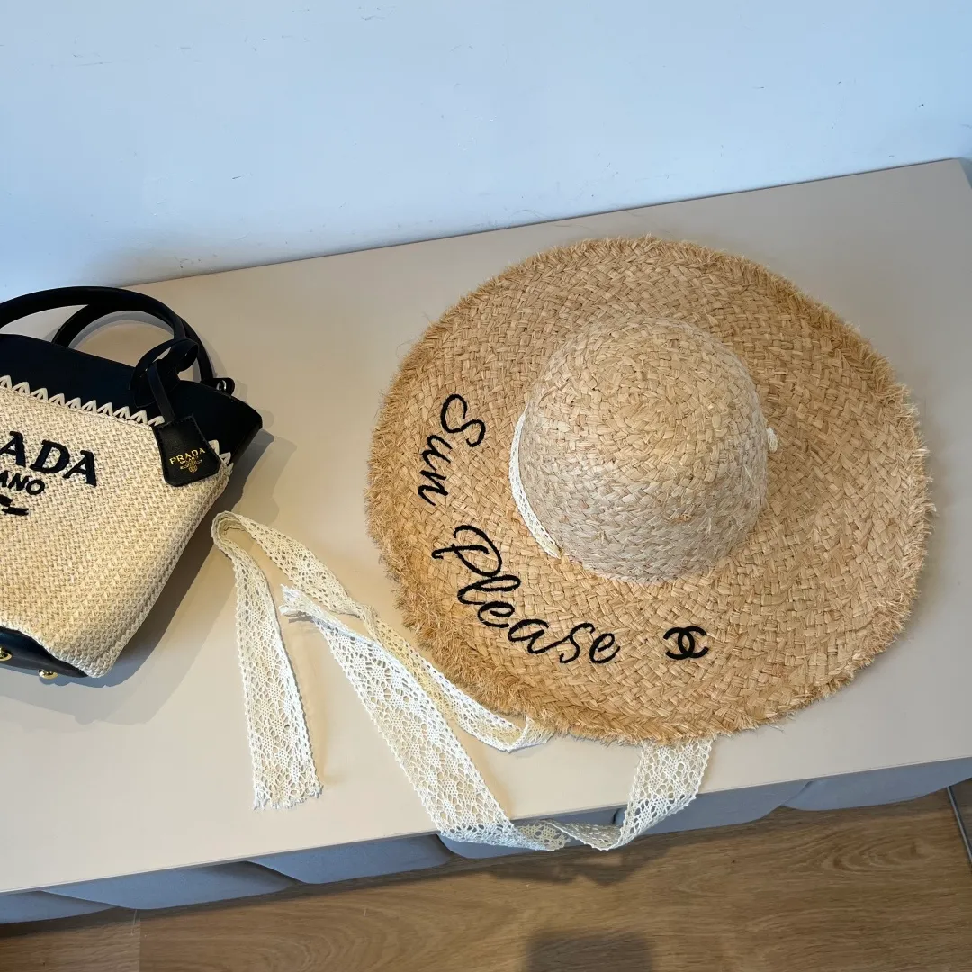 💰150¥ Chanel raffia straw hat, beach big-brimmed hat, head circumference 57cm