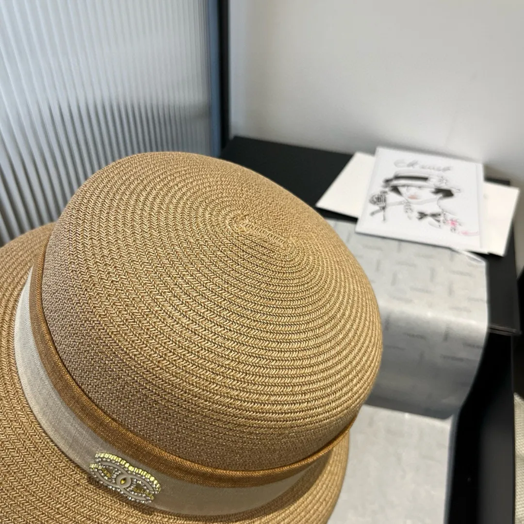 💰180¥ Chanel lantern hat, made of PP straw, celebrity style, head circumference 57cm