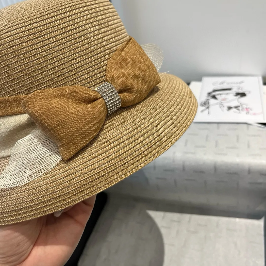 💰180¥ Chanel lantern hat, made of PP straw, celebrity style, head circumference 57cm