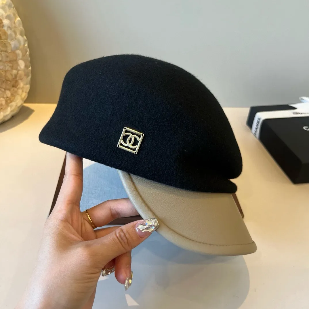 💰180¥ Chanel wool peaked military cap, washed leather brim, high-end color matching, 100% wool🦙, head circumference 57cm adjustable