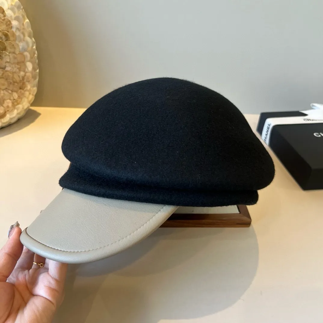 💰180¥ Chanel wool peaked military cap, washed leather brim, high-end color matching, 100% wool🦙, head circumference 57cm adjustable