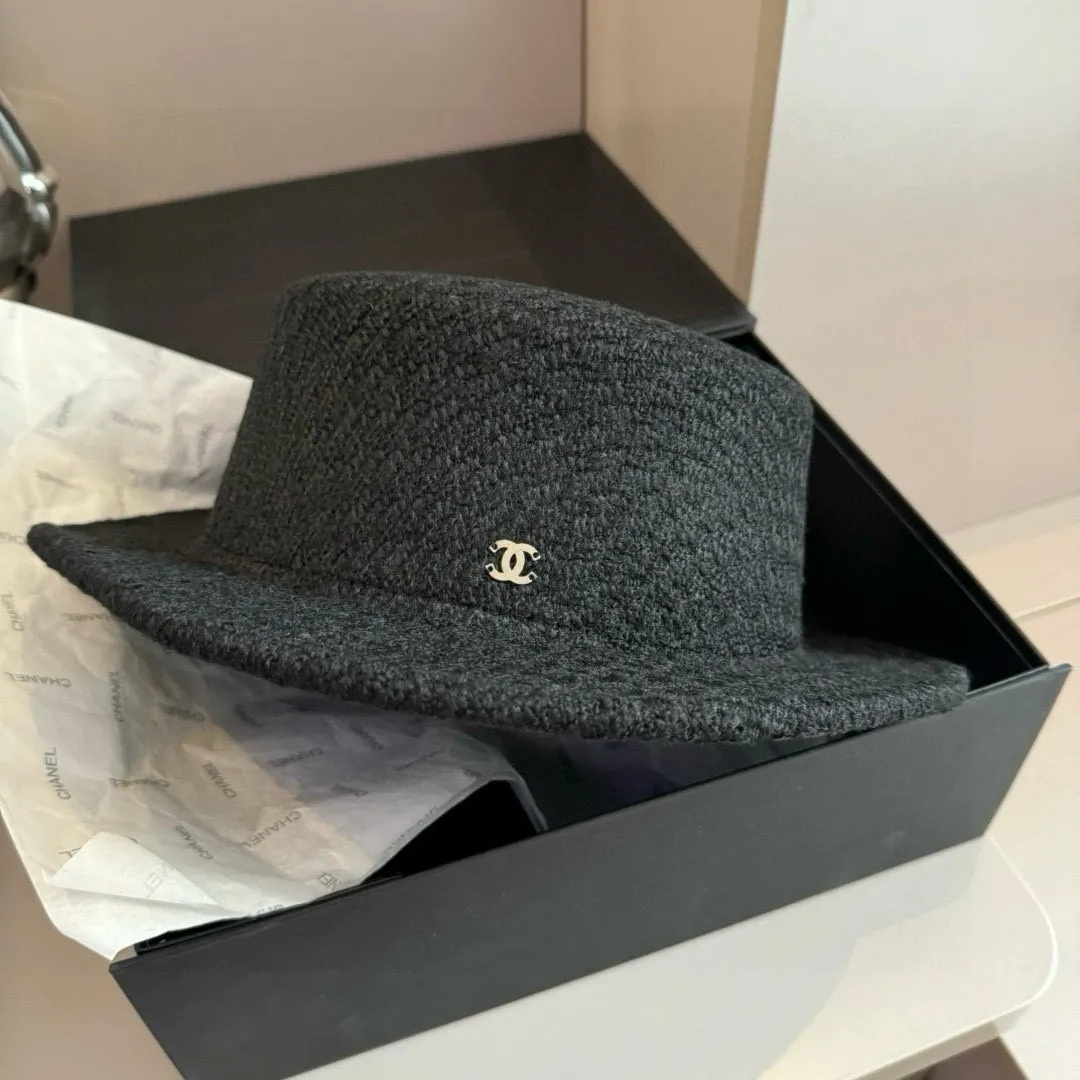💰170¥ Chanel Chanel classic lady style flat top hat, head circumference 57cm