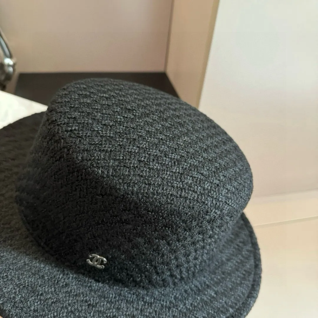 💰170¥ Chanel Chanel classic lady style flat top hat, head circumference 57cm
