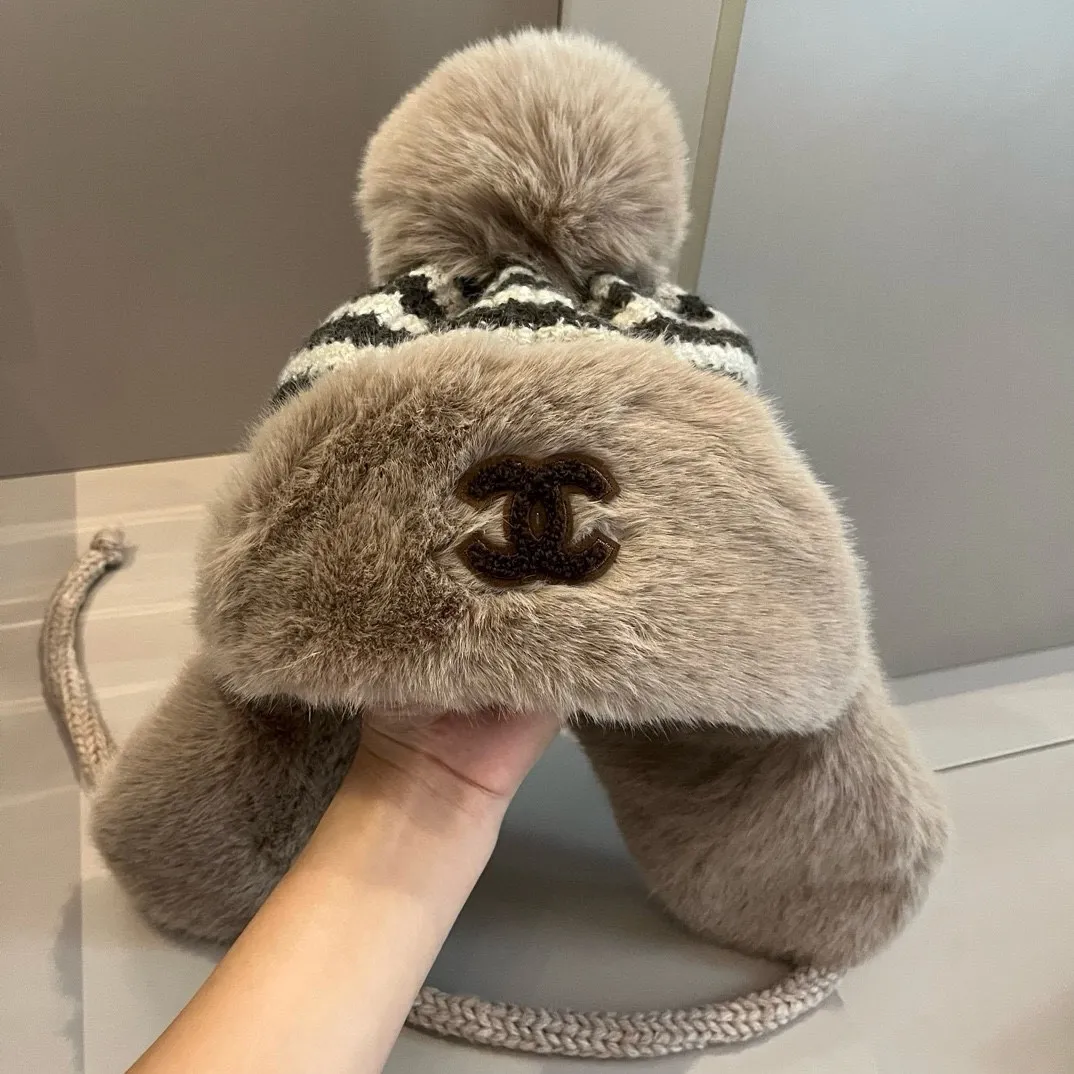 💰120¥ Chanel new ear protection hat, thickened and warm