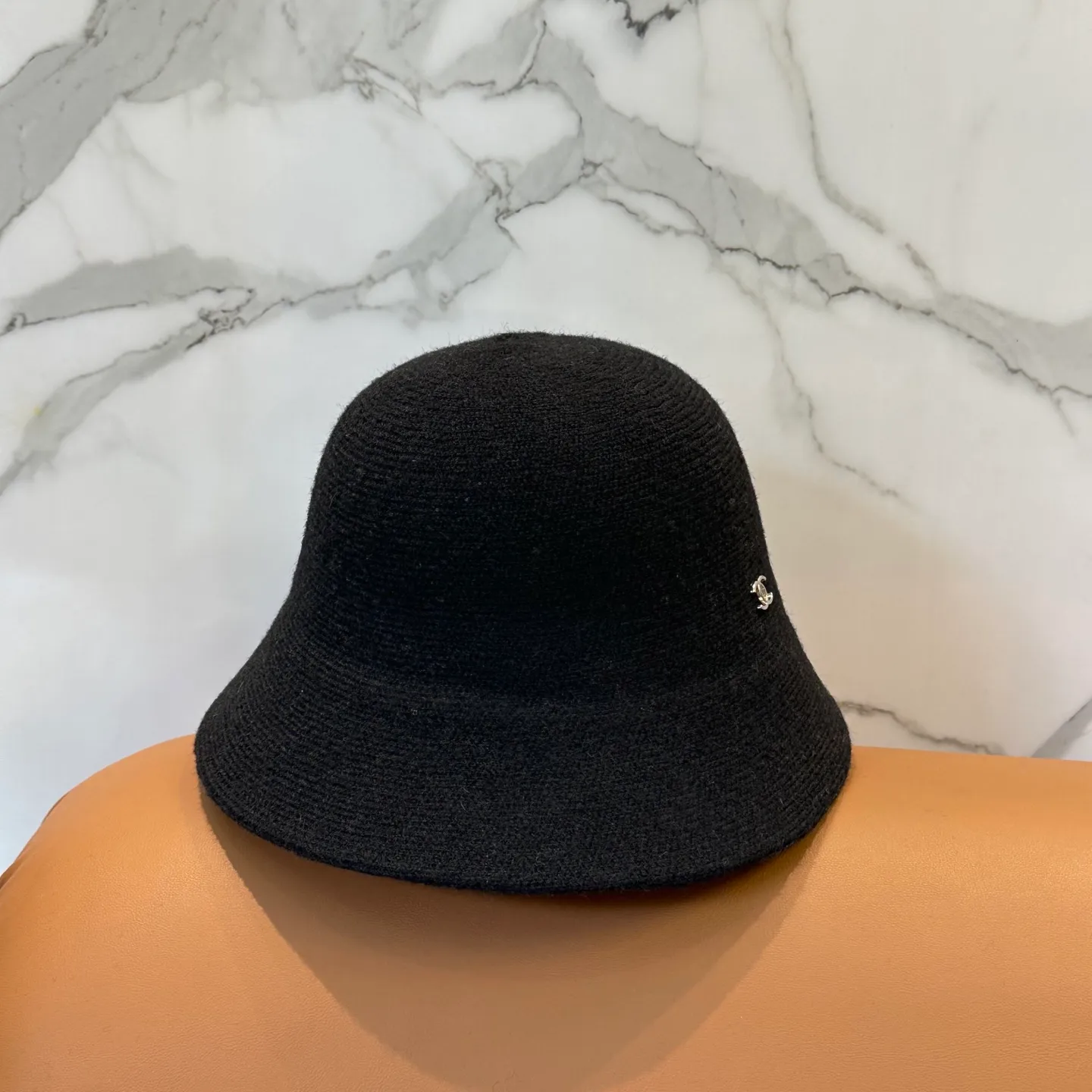 P66💛 Comes with dust bag [CHA Chanel] 2025 autumn and winter new style small fragrance cashmere bucket hat, 🔆Versatile everyday style ~ a must-have for going out on the street