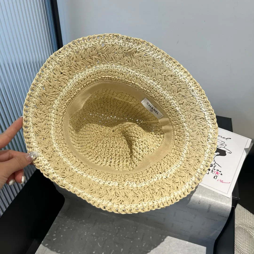 💰100¥ Chanel handhook straw hat, sunshade straw hat, foldable, head circumference 57cm