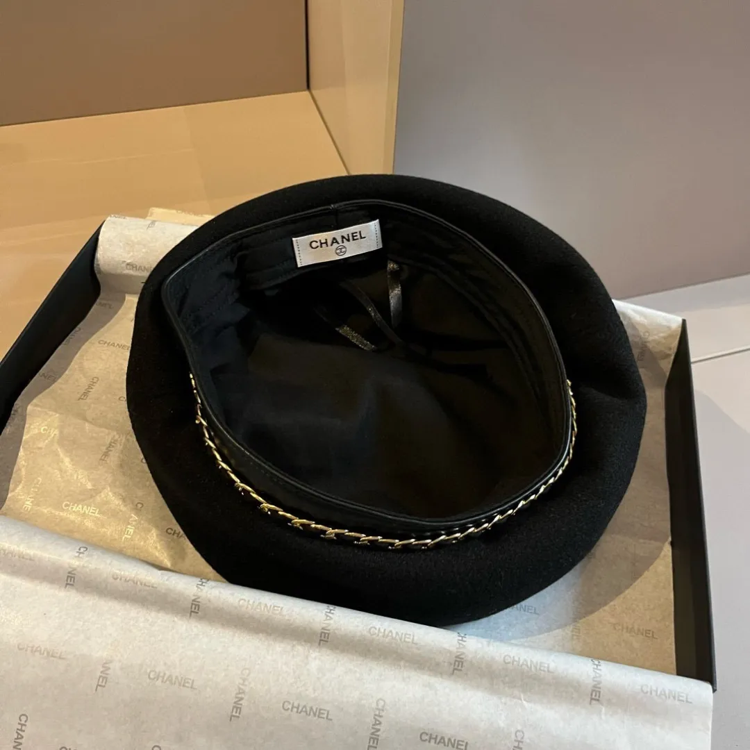 💰100¥ Chanel wool beret, small fragrant chain beret, head circumference 57cm