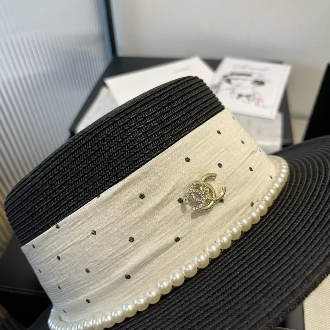 💰180¥ Chanel new flat top hat, Taiwan PP straw, head circumference 57cm