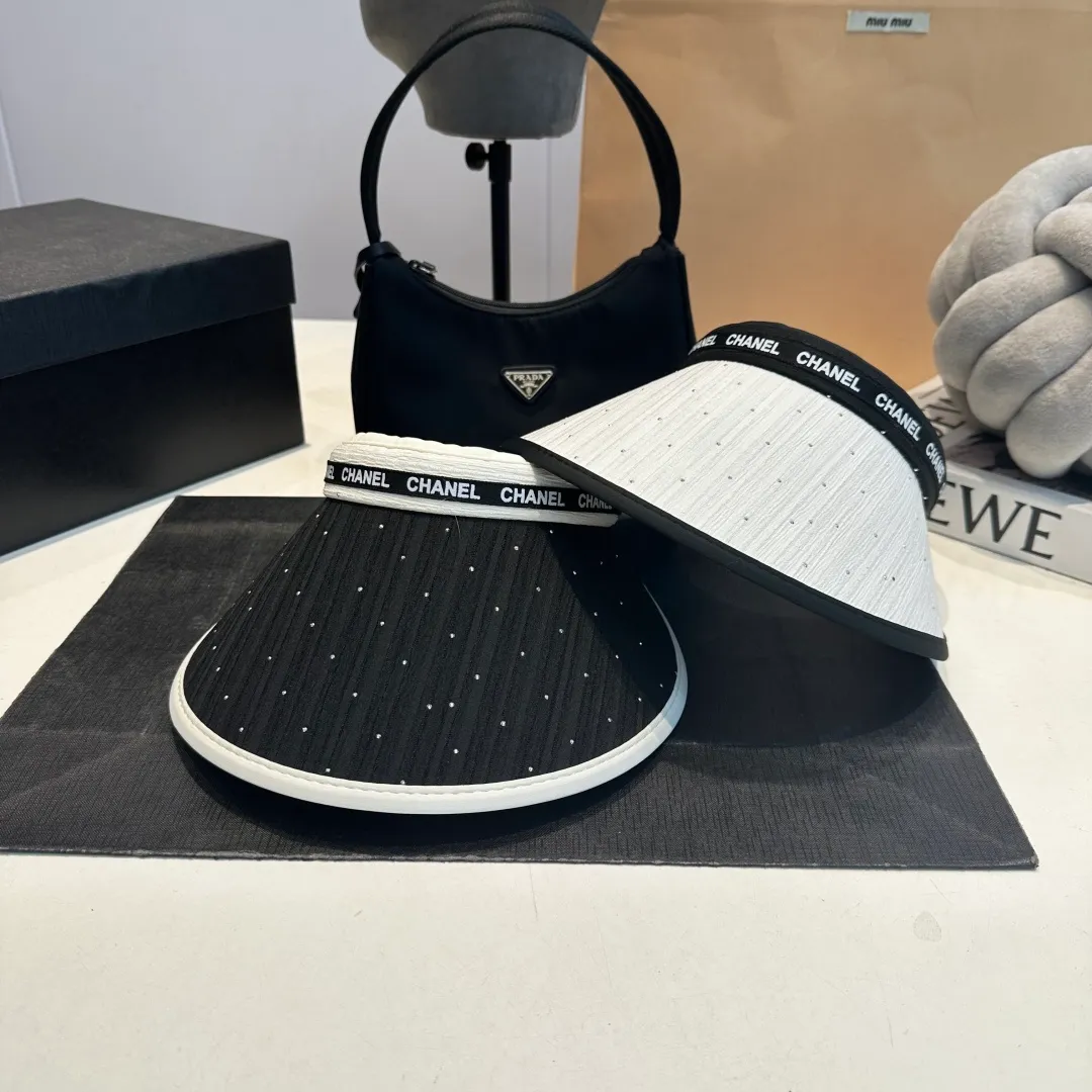 P56 Chanel light luxury celebrity style empty top hat and little fairy headband with empty top! Breathable and not stuffy…a must-have for summer