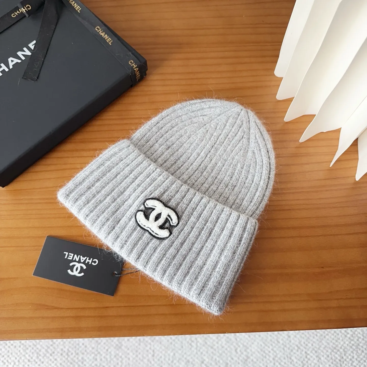 💰70 Chanel official website releases CHANEL small and popular knitted hat! Xiaohongshu’s new product is released, it’s so 🉑️, high-elastic fabric, classic colors, same style for men and women.