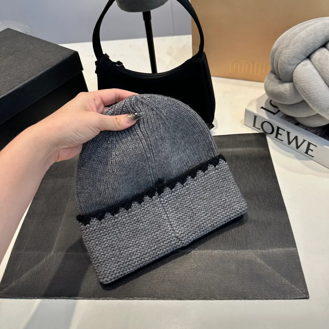 P50 Cha.nel Chanel knitted beanie