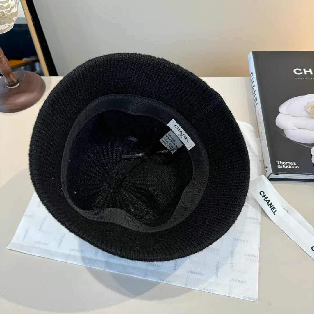 Chanel Chanel new wool bucket hat, foldable