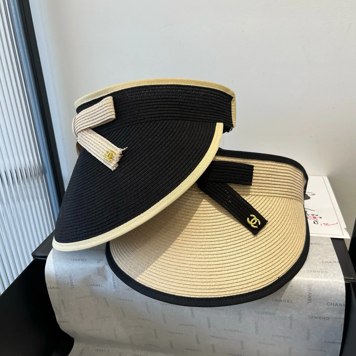 💰120¥ Chanel empty top sun hat, PP straw fabric, adjustable