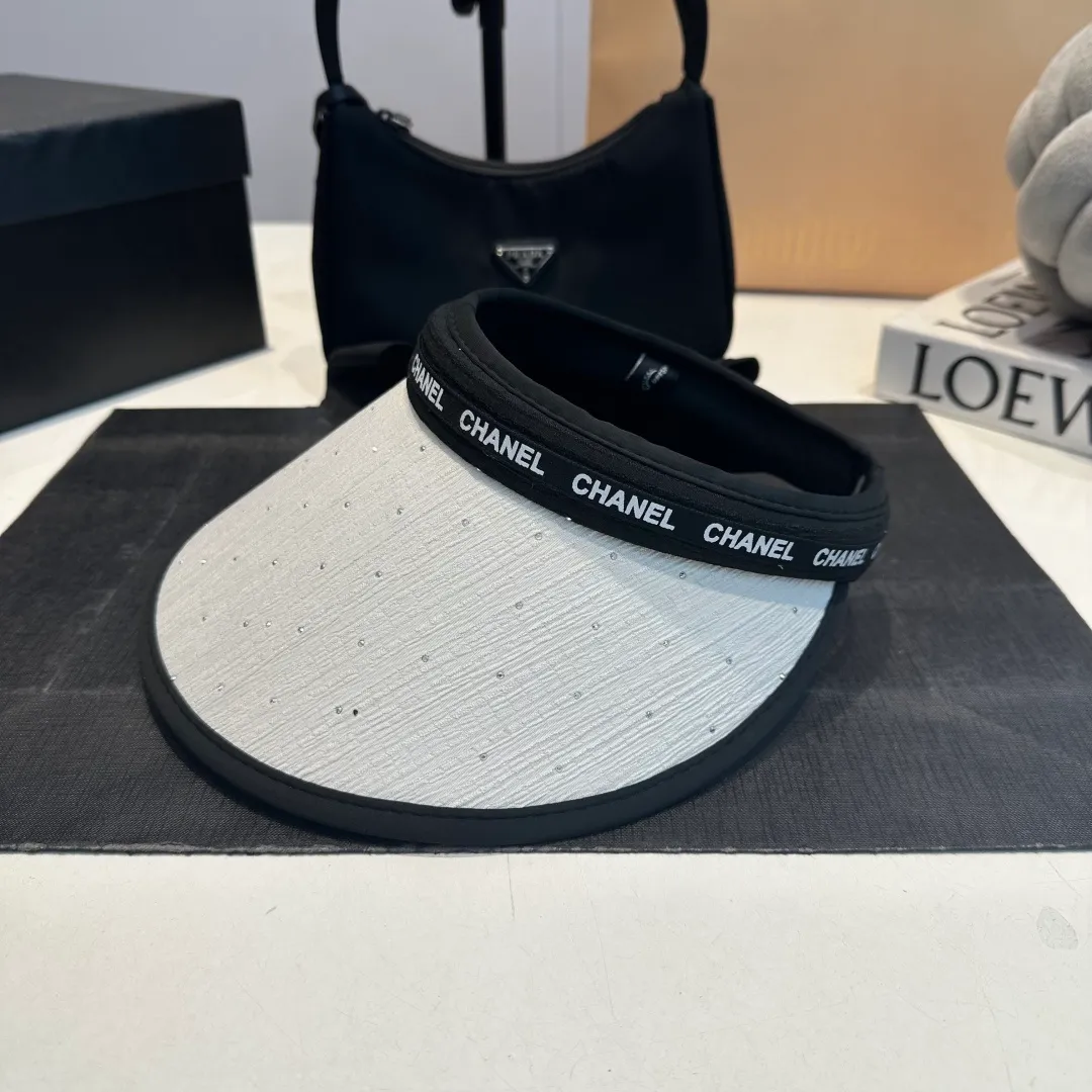 P56 Chanel light luxury celebrity style empty top hat and little fairy headband with empty top! Breathable and not stuffy…a must-have for summer