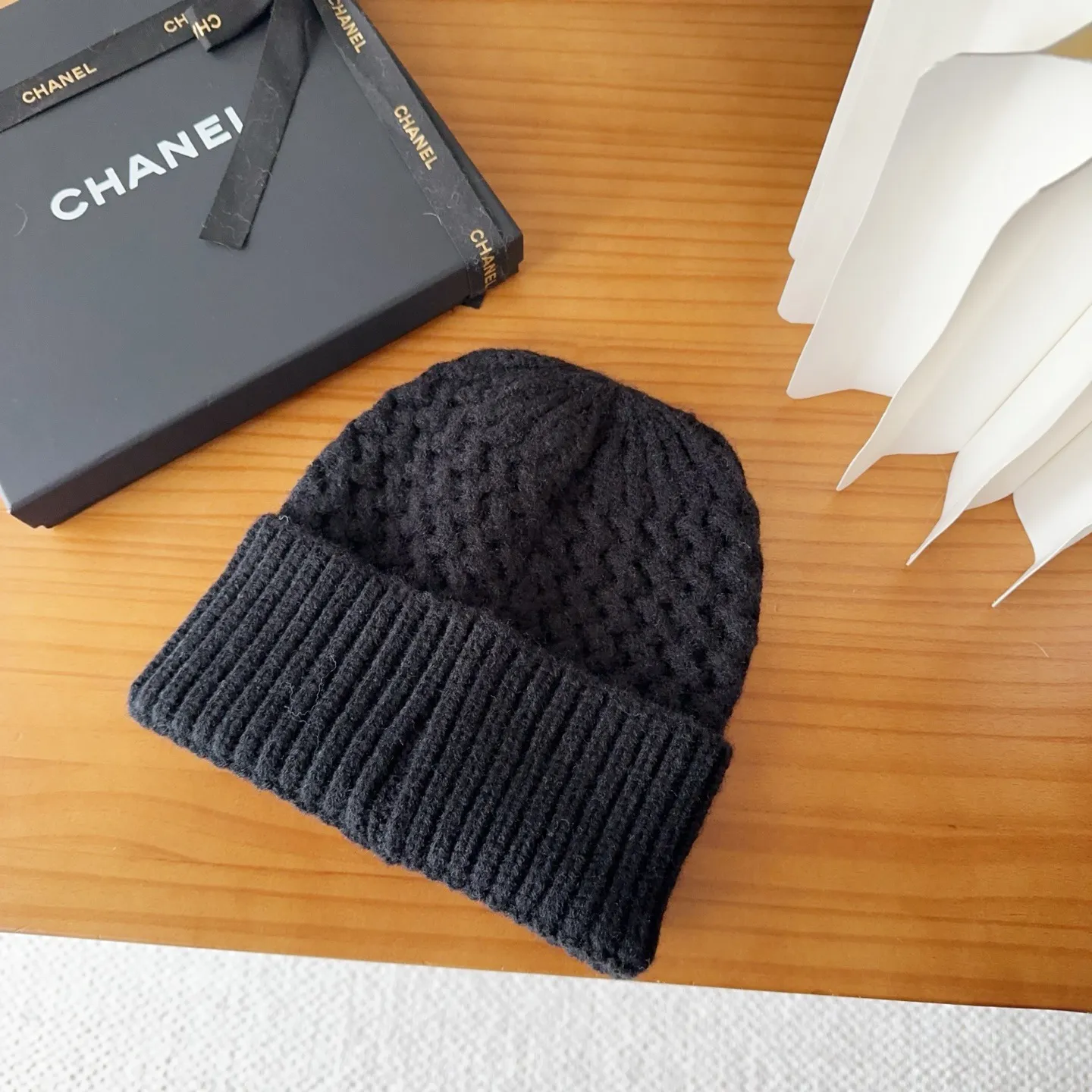 💰50 Chanel official website releases CHANEL small and popular knitted hat! Xiaohongshu’s new product is released, it’s so 🉑️, high-elastic fabric, classic colors, same style for men and women.