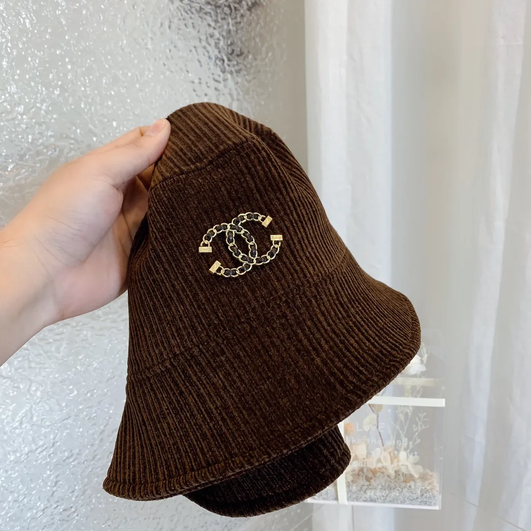 P90 👒Chanel Chanel corduroy bucket hat, simple and elegant bucket hat for autumn and winter, black, rice and khaki three colors, head circumference 57cm