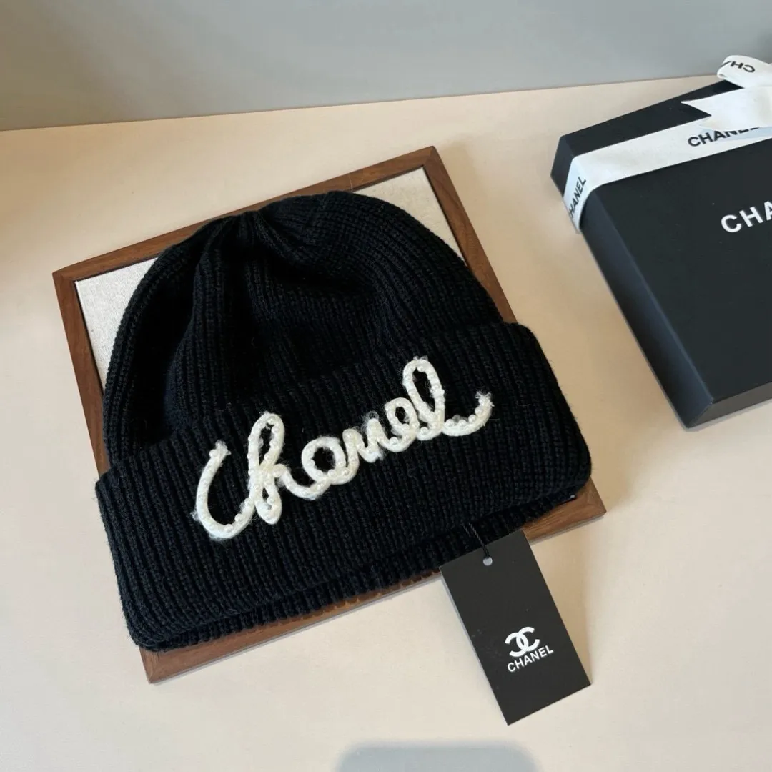 💰70¥ Chanel knitted beanie