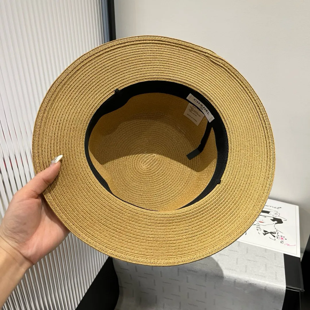 💰160¥ Chanel flat top hat, head circumference 57cm