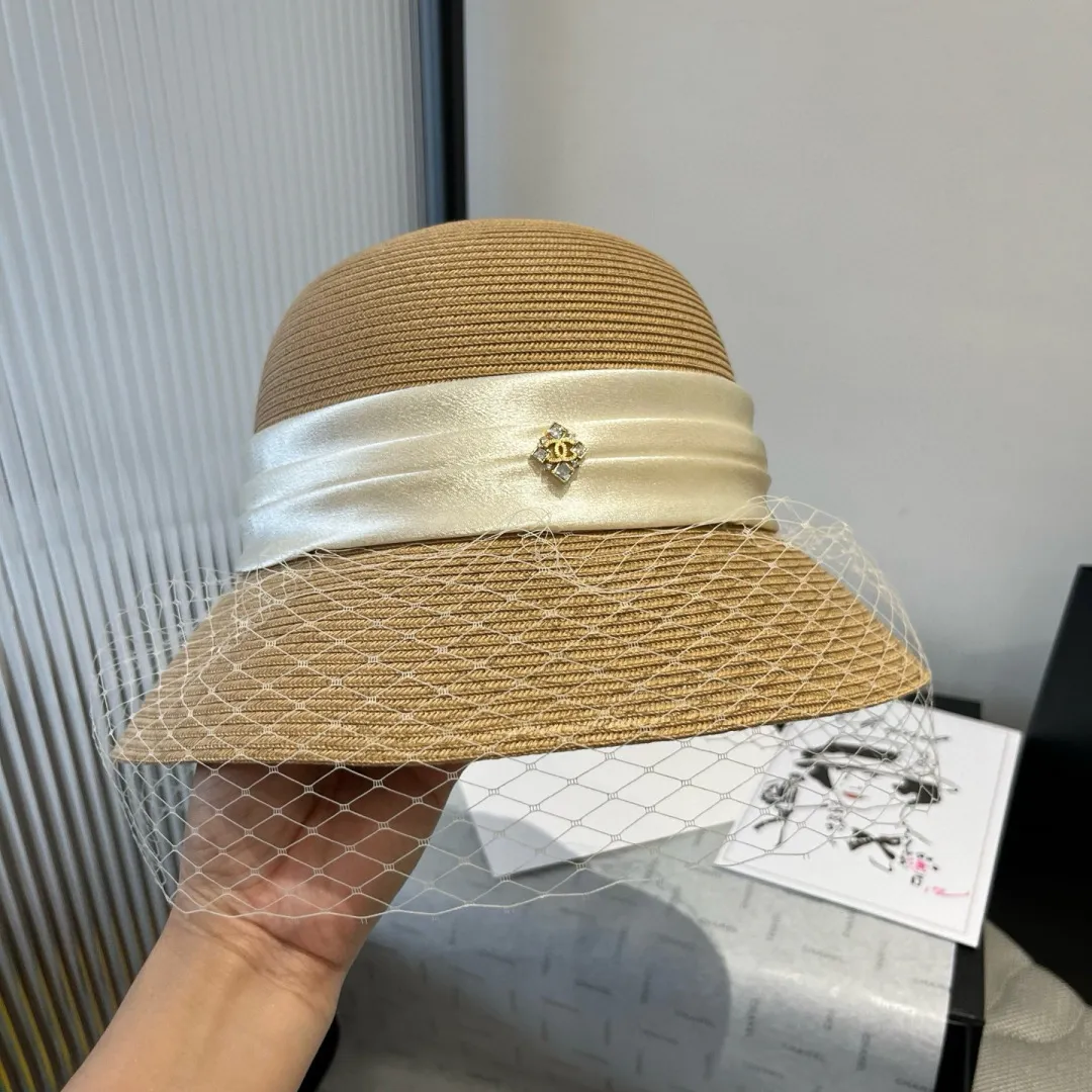 💰170¥ Chanel mesh basin hat, made of high-grade PP straw, head circumference 57cm
