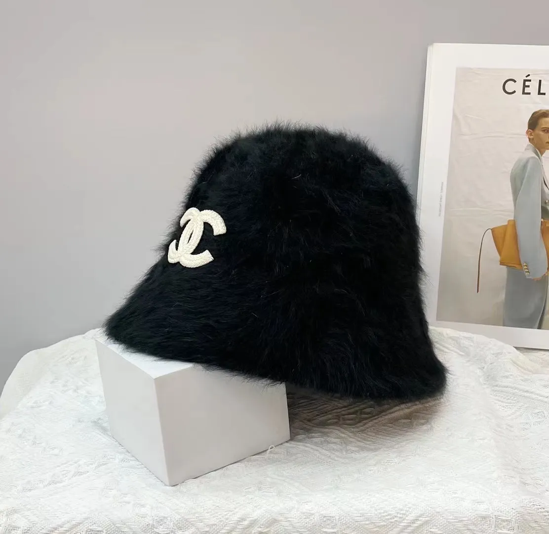 Special price P60💛 Comes with dust bag [CHANEL Chanel] 2022 autumn and winter new plush fisherman hat bucket hat, a must-have when going out on the street, super easy to match, hurry up and get it!