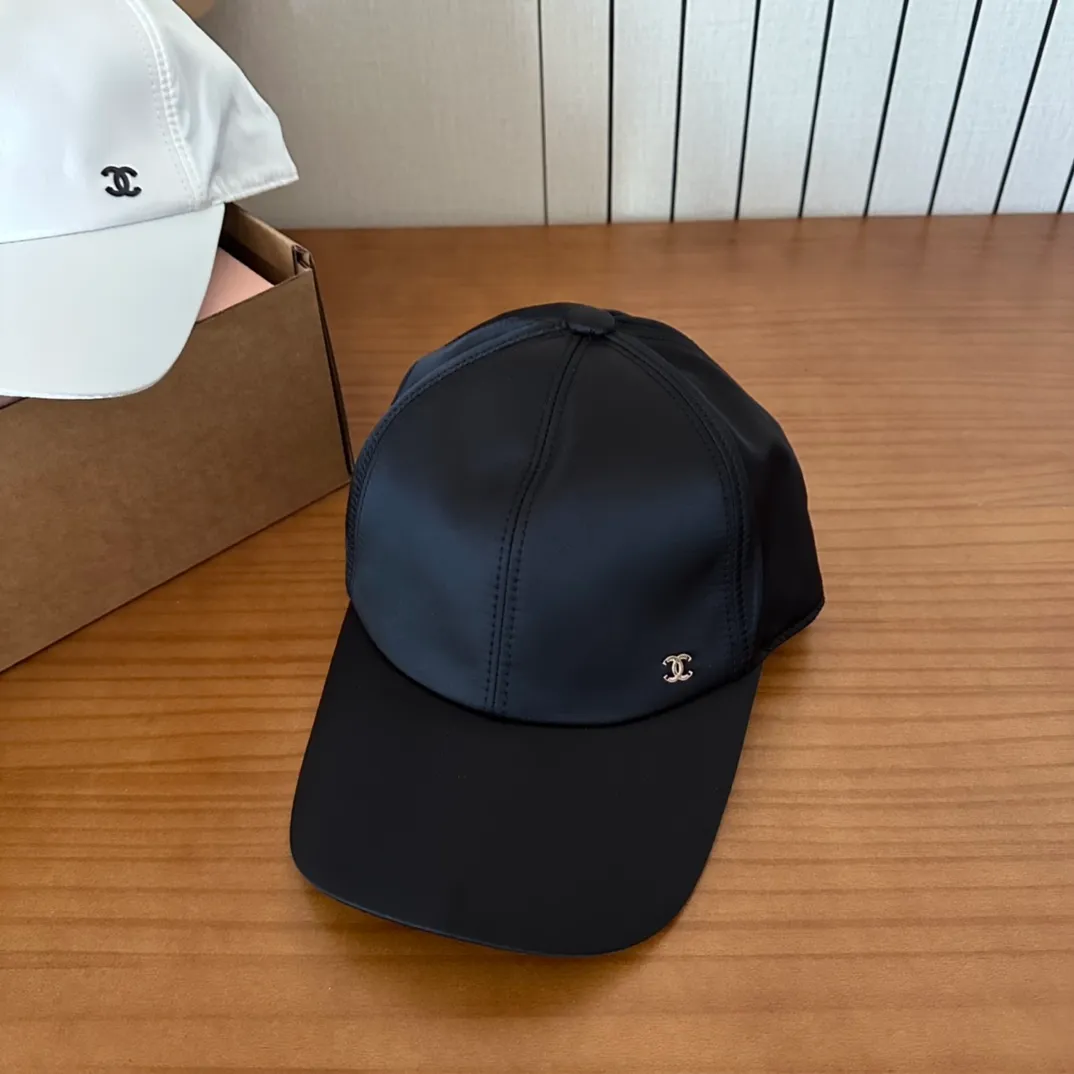💰70 CHANEL new high-end baseball cap, Xiaoxiang logo is classic and simple, fashionable and casual design, popular new product