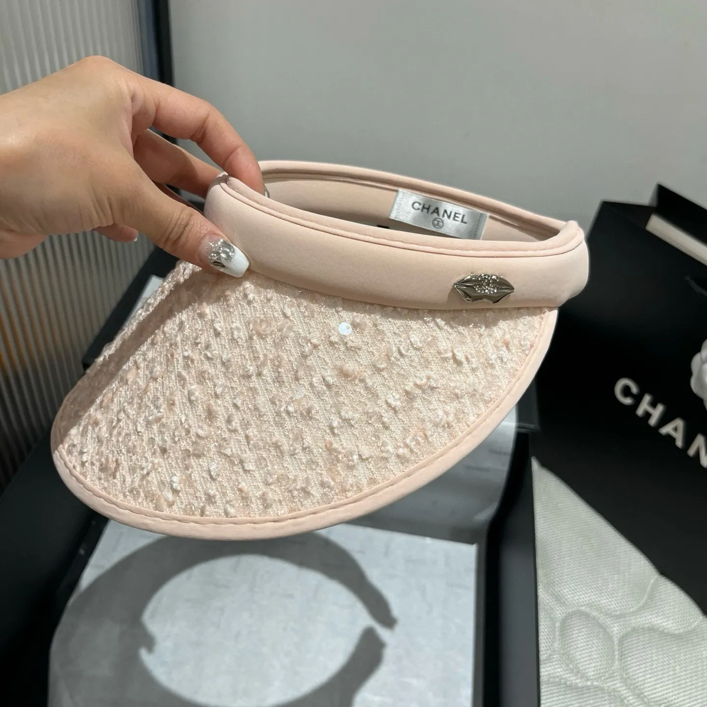 💰90¥ Chanel sequin headband, sun hat