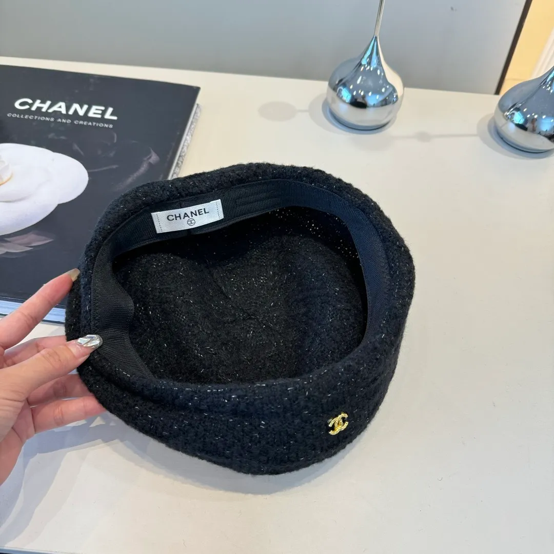 💰100¥ Chanel wool beret, small fragrant style beret, head circumference 57cm