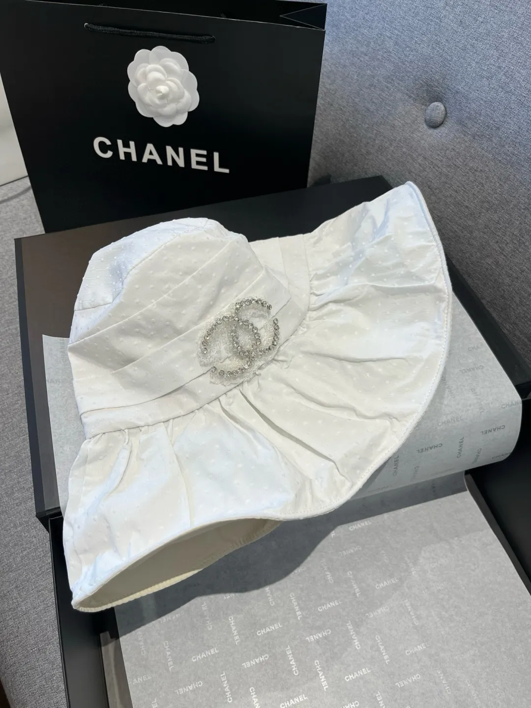💰120¥ Chanel new ruffled sun hat, UV-proof lining, head circumference 57cm