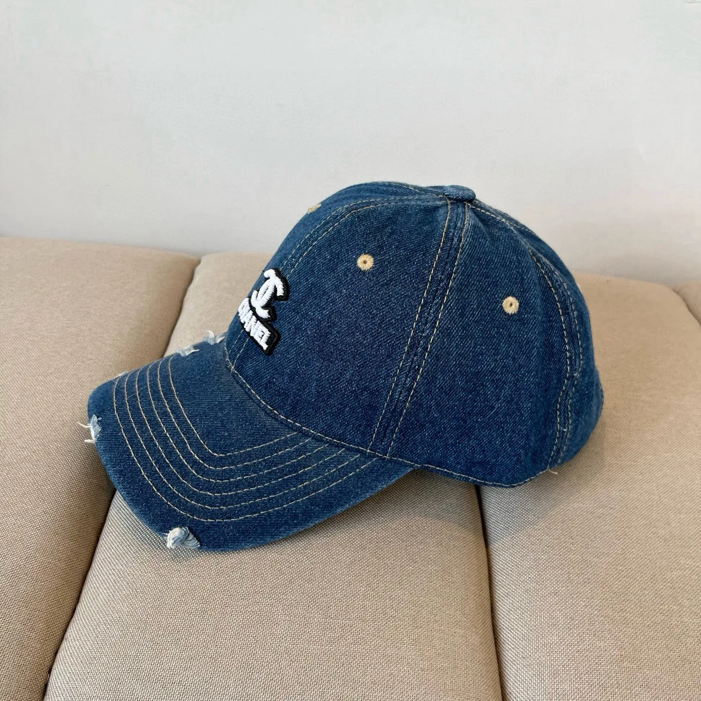 P60💰Chanel CHANEL new baseball cap, Xiaoxiang classic and simple, fashionable and casual design, popular new product