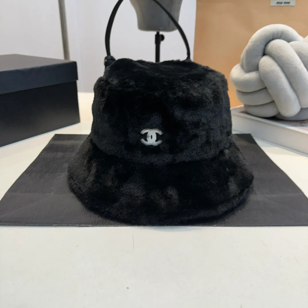 P56 Chanel Chanel 2024 Fisherman Hat for Women Autumn and Winter Without Makeup Versatile Face Showing Small Basin Hat Korean Style Elegant Temperament Bucket Hat