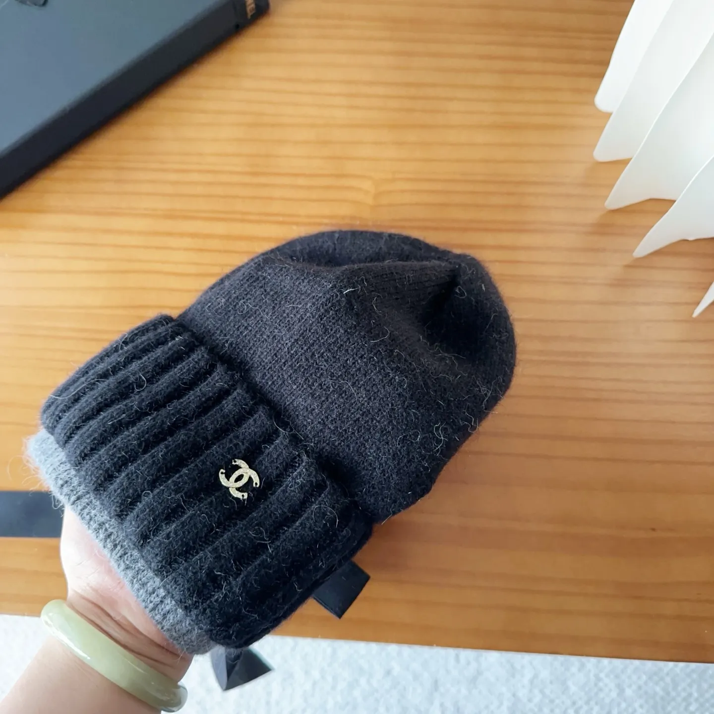 💰84 Chanel official website releases CHANEL small and popular knitted hat! Xiaohongshu’s new product is released, it’s so 🉑️, high-elastic fabric, classic colors, same style for men and women.
