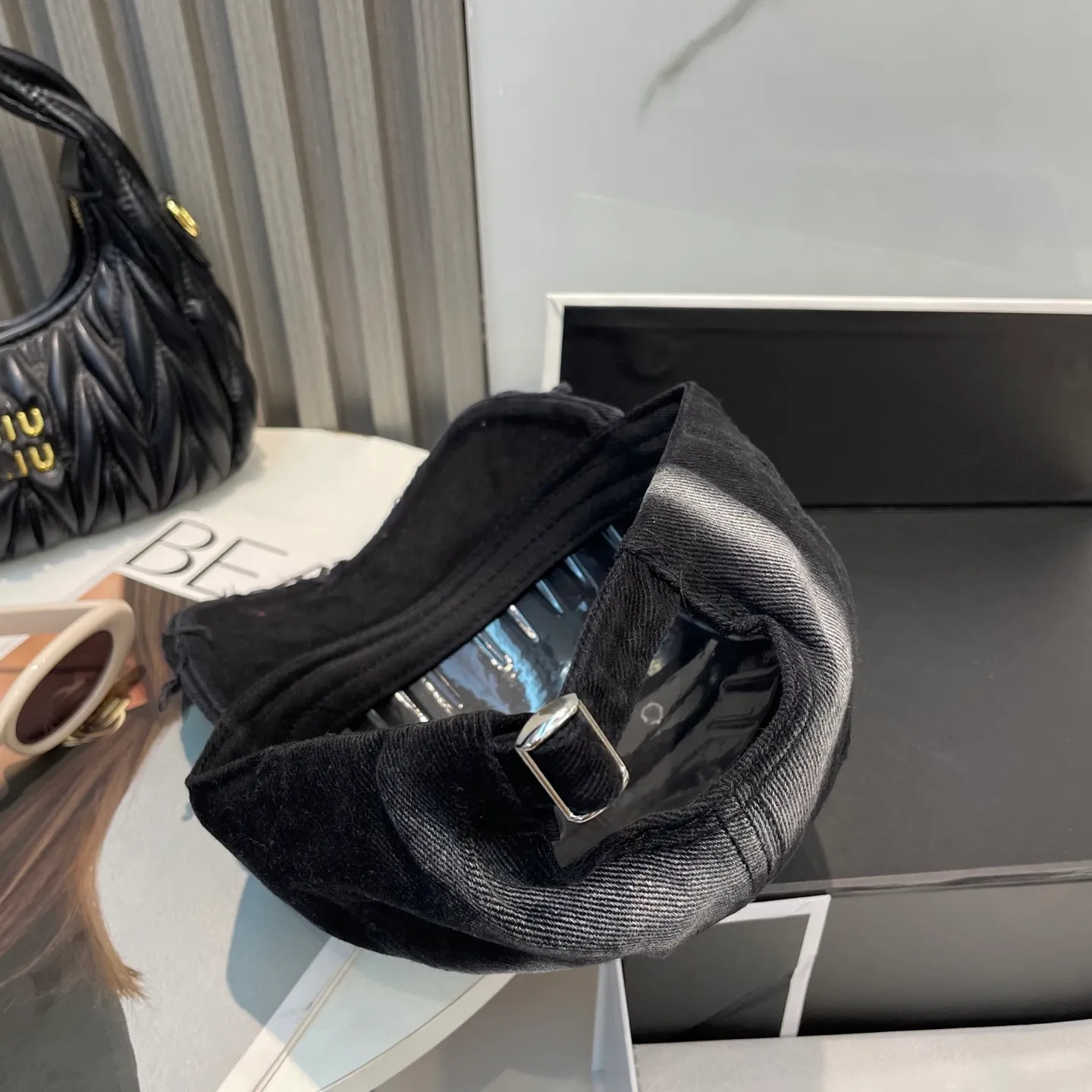 P80 CHANEL [Chanel] New simple logo baseball cap, new model shipped, big brand style is super easy to match, hurry up and get it!