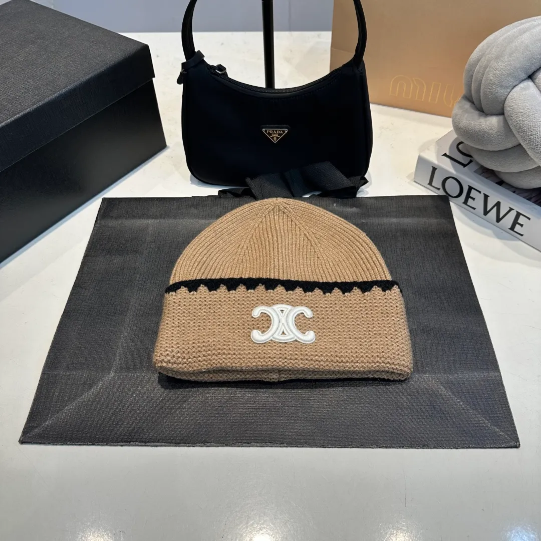 P50 Cha.nel Chanel knitted beanie