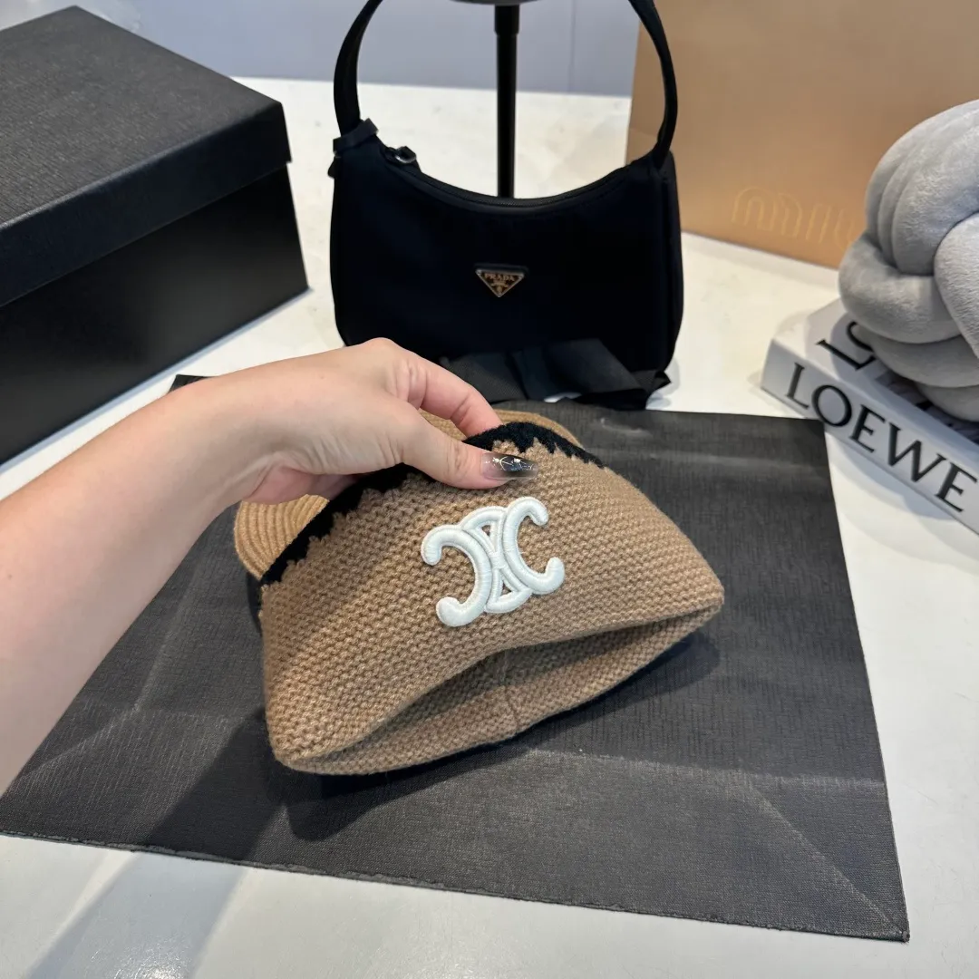 P50 Cha.nel Chanel knitted beanie