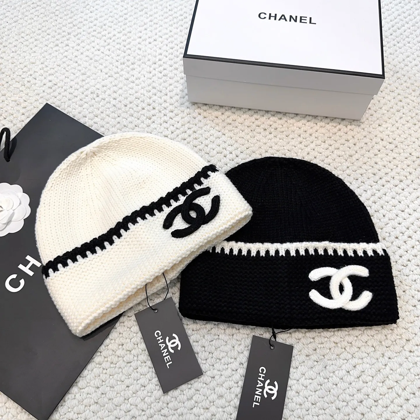 P70 Chanel official website quality Chanel autumn and winter woolen hat recommended by Internet celebrity fashion bloggers, Xiaohongshu's popular style, super soft and comfortable knitted hat with excellent elasticity!