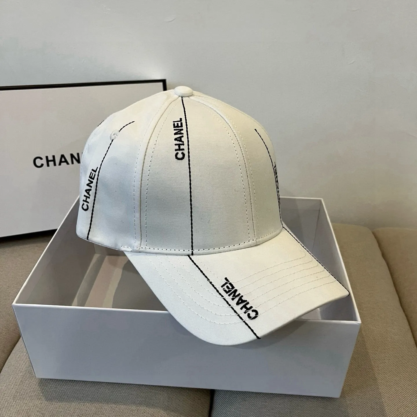 P60💰Chanel CHANEL new baseball cap, Xiaoxiang classic and simple, fashionable and casual design, popular new product