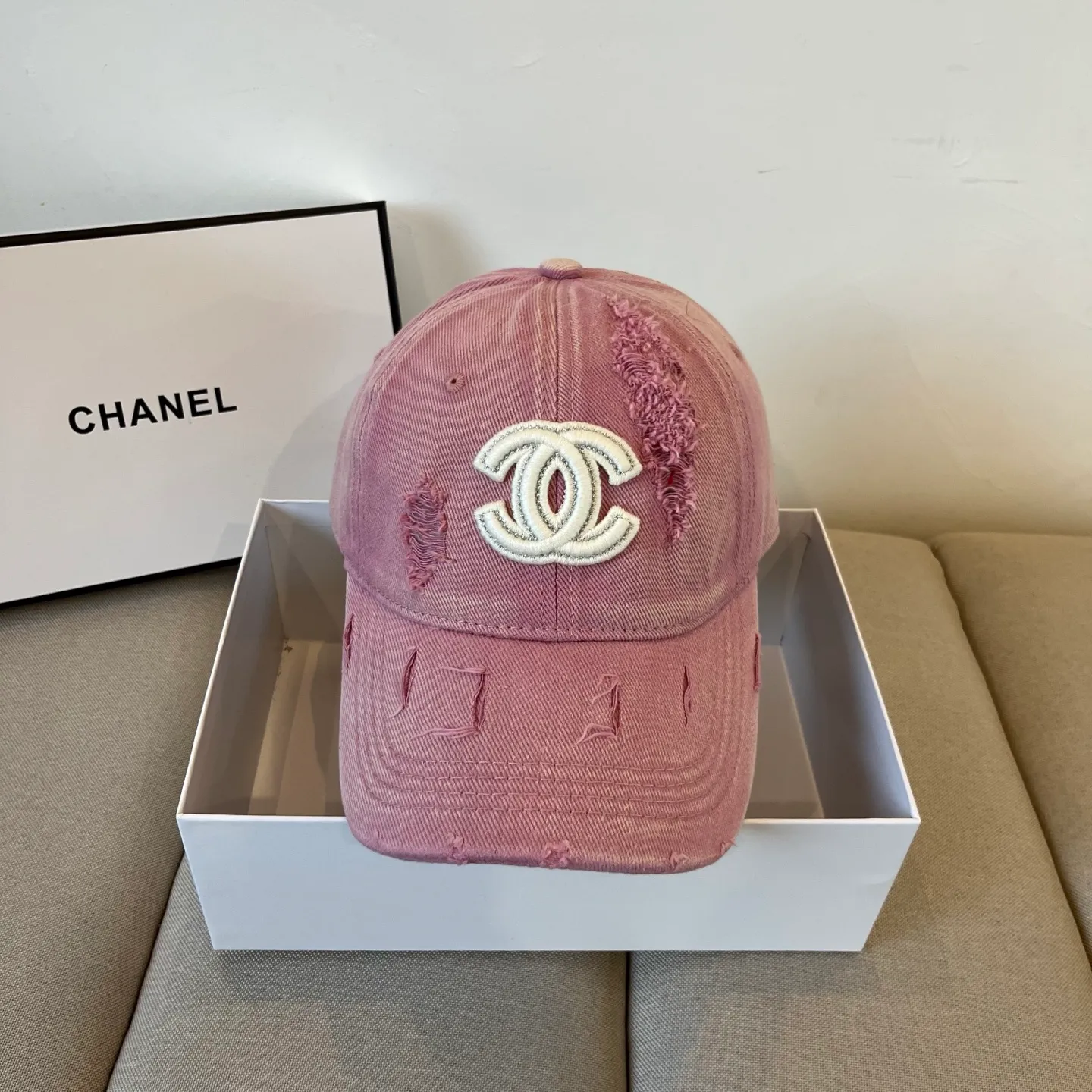 P56 CHANEL new baseball cap, Xiaoxiang classic and simple, fashionable and casual design, popular new product