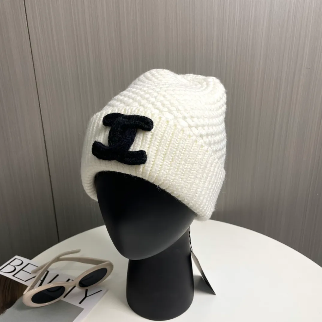 P70 [Chanel CHANEL] official website classic model, 70% wool, 30% rabbit fur knitted hat! Xiaohongshu, recommended by major internet celebrities! Thicker and warmer, fashionable and popular🌸First-class texture, the best brand for keeping warm in autumn and winter, order now, limited quantity available