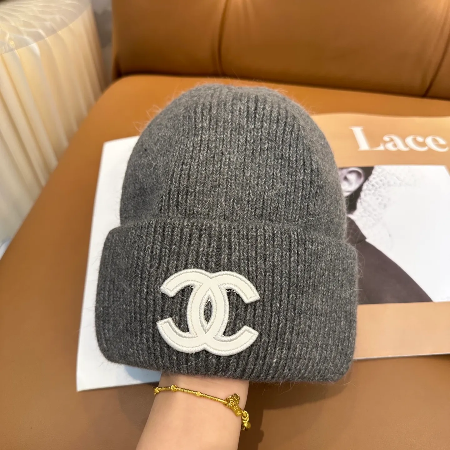 P60 CHANEL small and popular knitted hat! Xiaohongshu’s new product is released, it’s so 🉑️, high-elastic fabric, classic colors, same style for men and women.