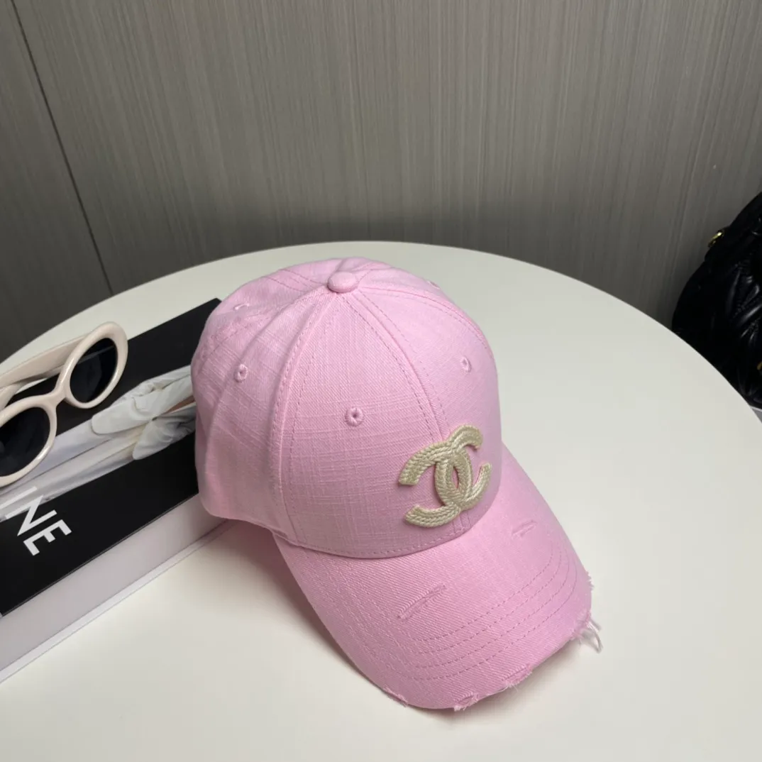 P66 CHANEL new baseball cap, classic and simple logo, fashionable and casual design, popular new product