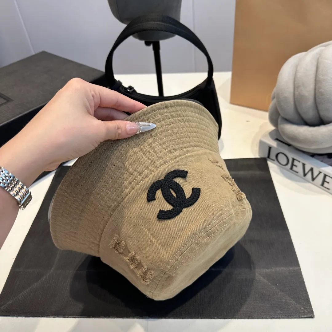 P60 Chanel new bucket hat, Xiaoxiang is classic and simple, fashionable and casual design, suitable for all seasons, a fisherman hat that coexists with laziness and sophistication